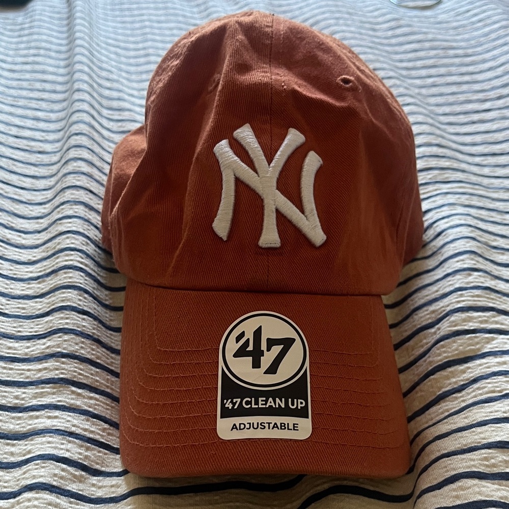 47 Kids Rust/New York Yankees Logo Adjustable Baseball Cap